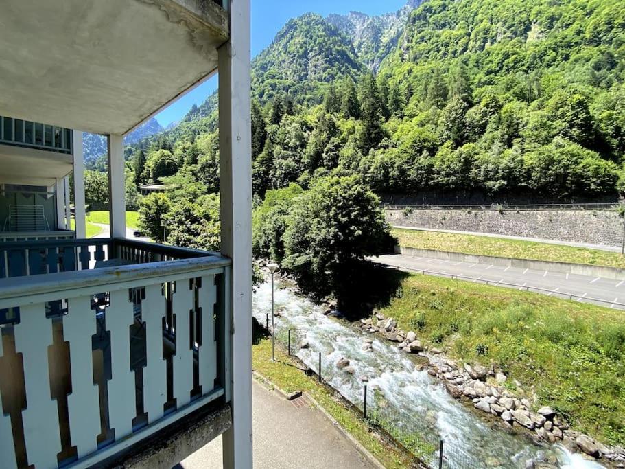 T3 Centre Ville Avec Parking, Balcon Et Wifi. 5P. Cauterets Luaran gambar