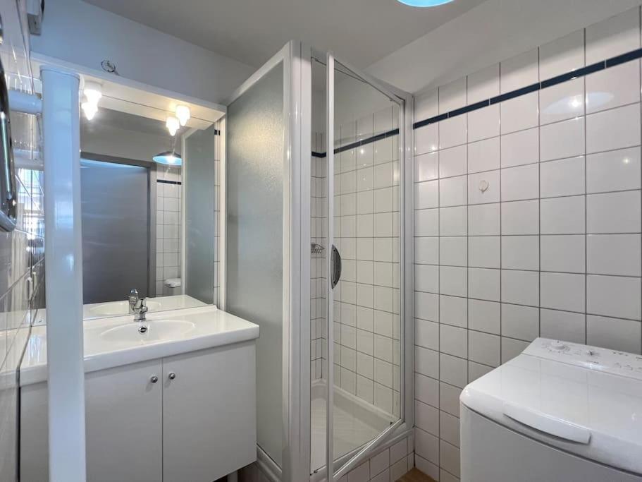 T3 Centre Ville Avec Parking, Balcon Et Wifi. 5P. Cauterets Luaran gambar
