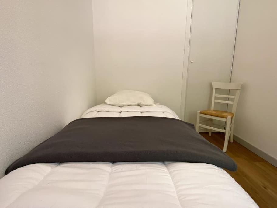 T3 Centre Ville Avec Parking, Balcon Et Wifi. 5P. Cauterets Luaran gambar